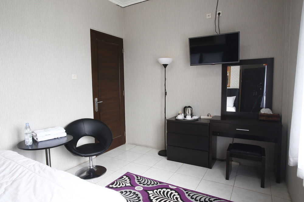 Reddoorz @ Slipi Jaya Rumah tetamu Jakarta